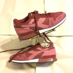 ***SOLD***Men’s Diadora Sneakers